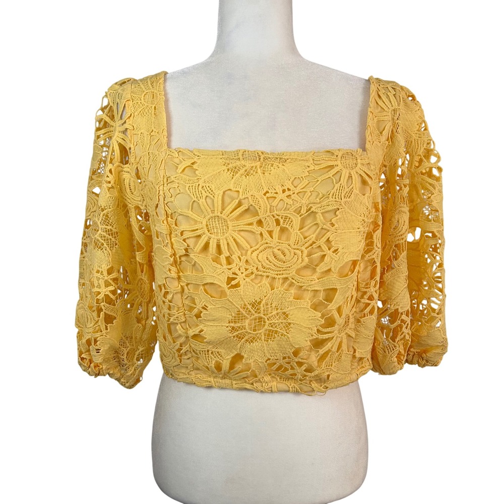 NWOT New York & Company Yellow Floral Lace Puff Sleeve Square Neck Crop Top L
